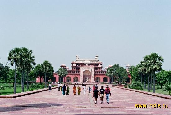  (Sikandra) -    (Akbar) 