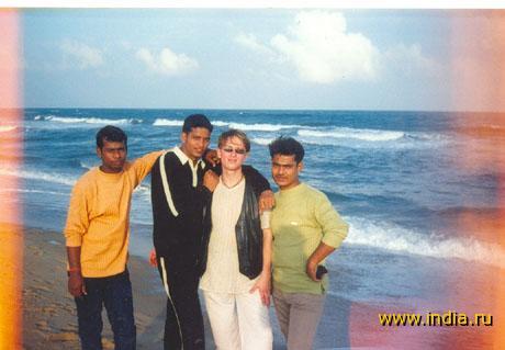 STAS IN CHENNAY WITH FRIENDS 