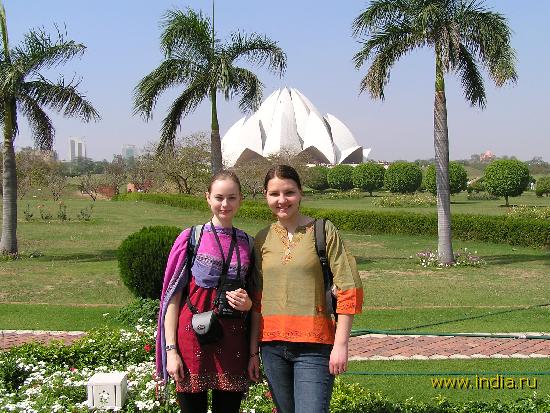 lotos temple 