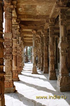    Qutb Minar 