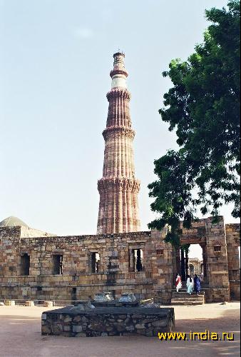  , (Qutab Minar) 