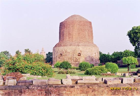   (Dhamekh Stupa) 